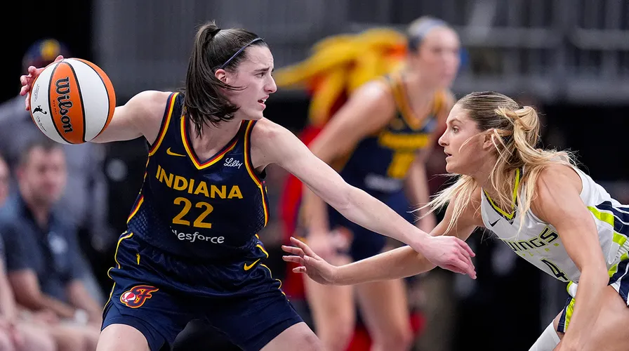 Caitlin Clark Broke The Wnba Rookie Single Season Scoring